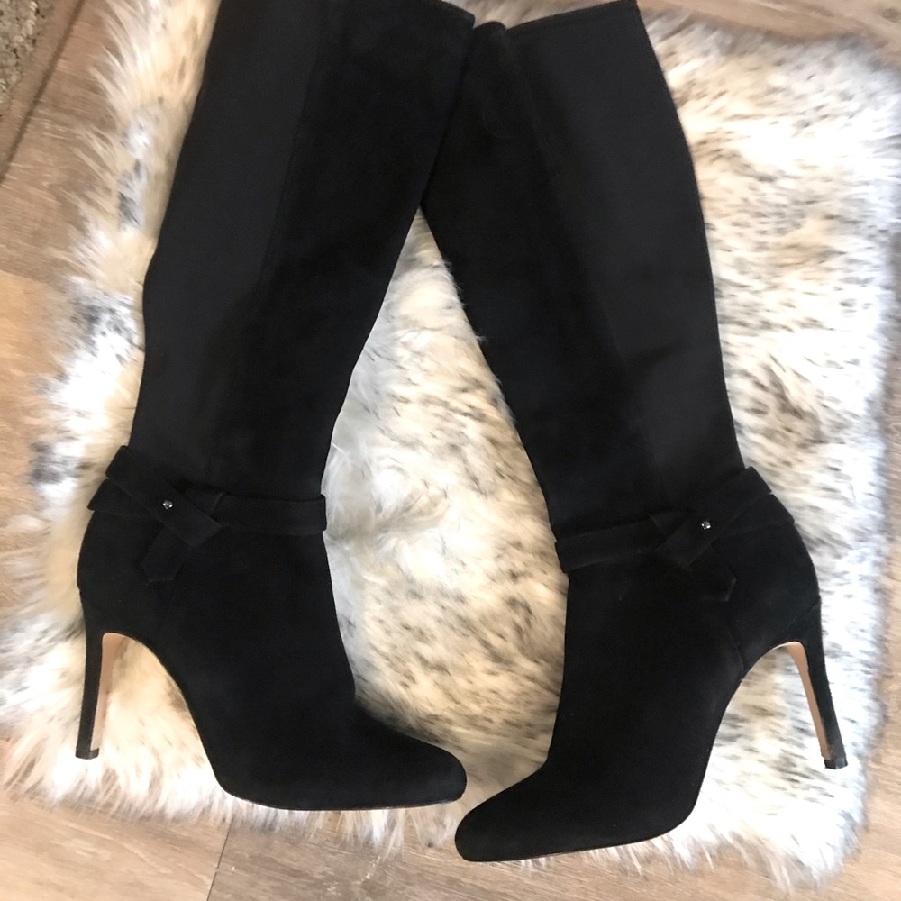 Suede sexy black boot worn a few times Closet, clear out make off last chance